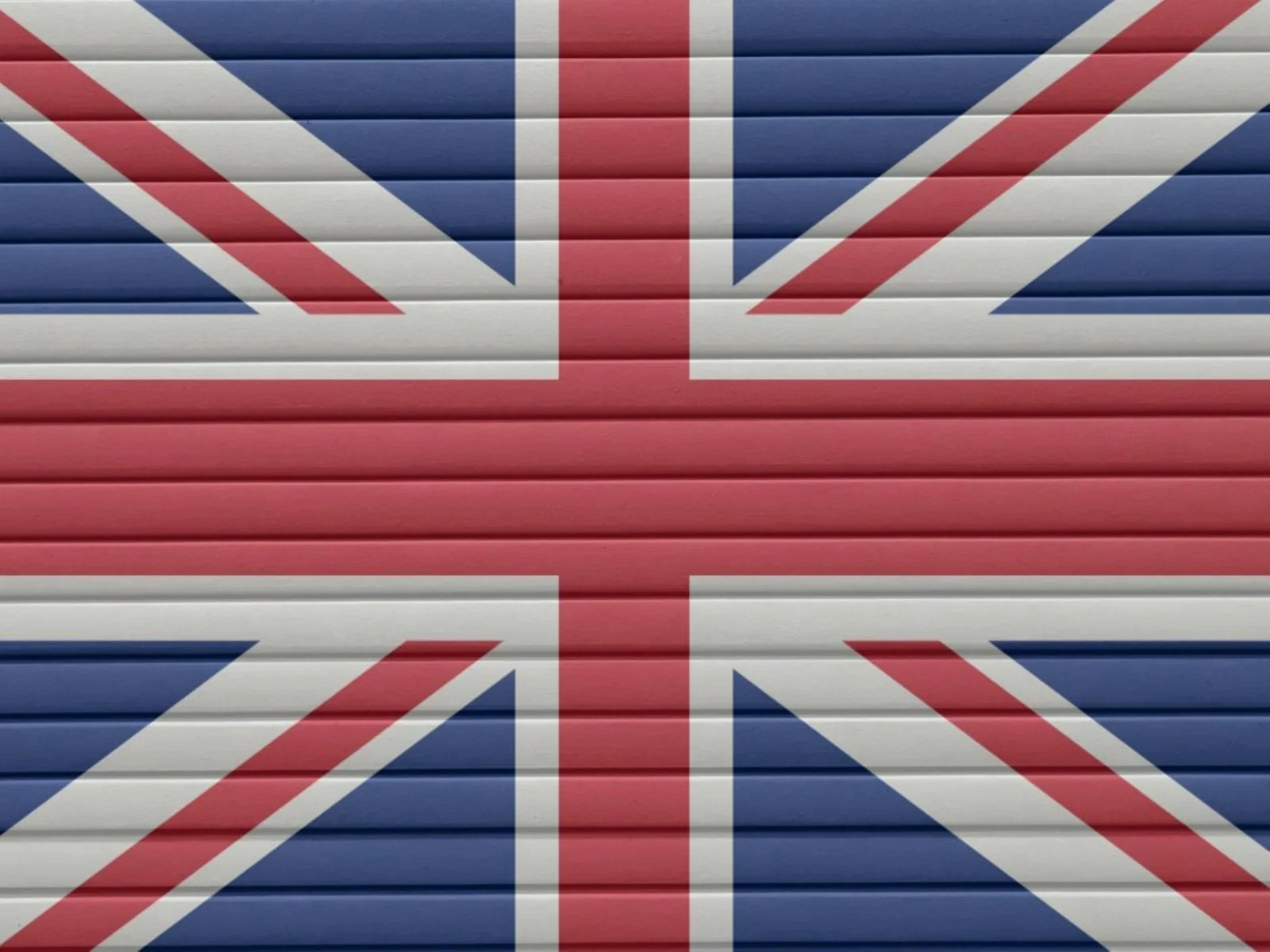Plantation Shutters vs Blinds UK: 2026 Comparison & Buyer’s Guide